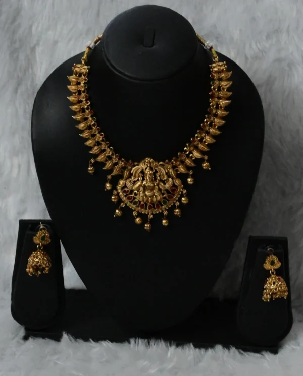 jewellery set