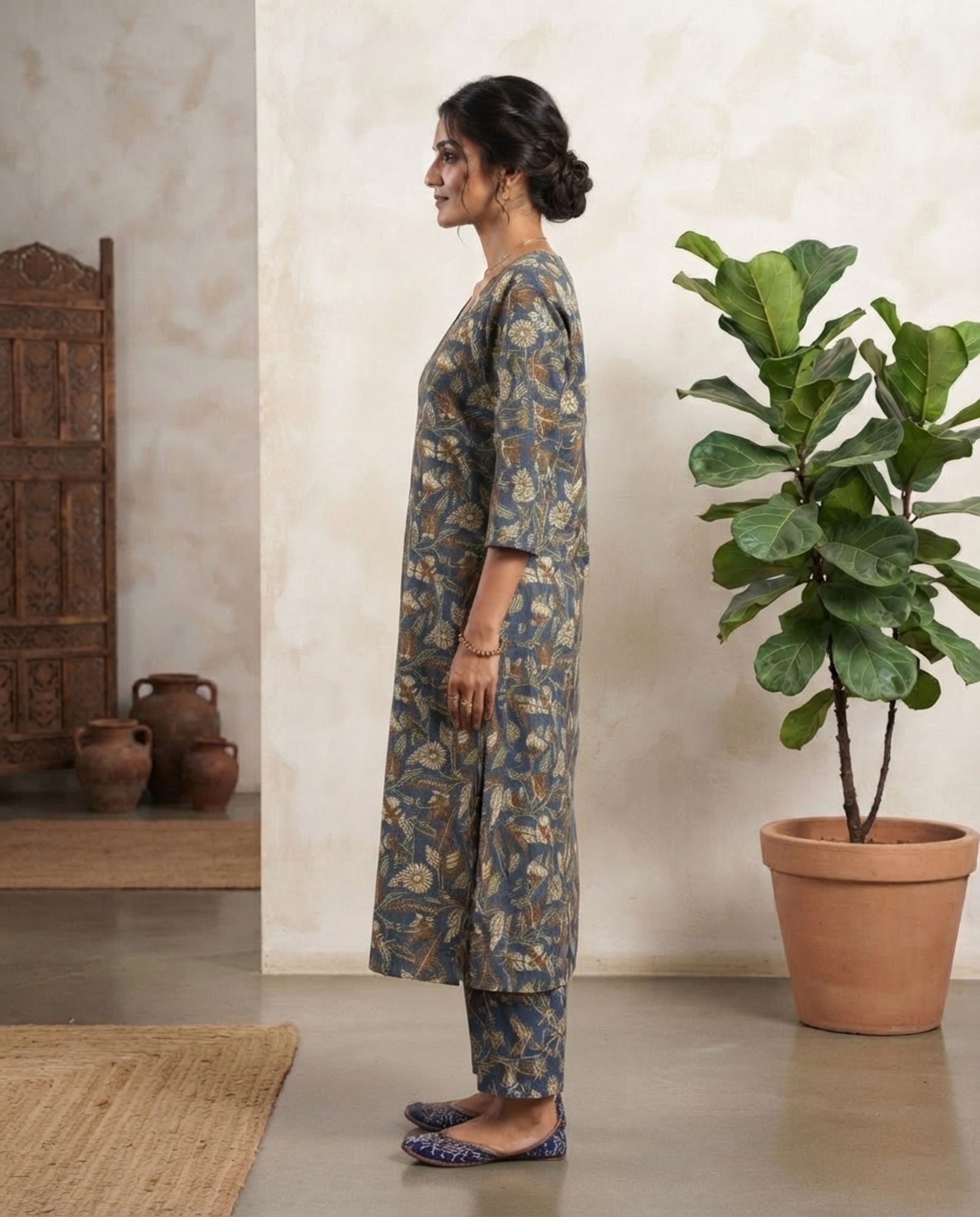 Blue Floral Print Straight Kurta with Matching Pants – Women’s Co-Ord Set - Image 3